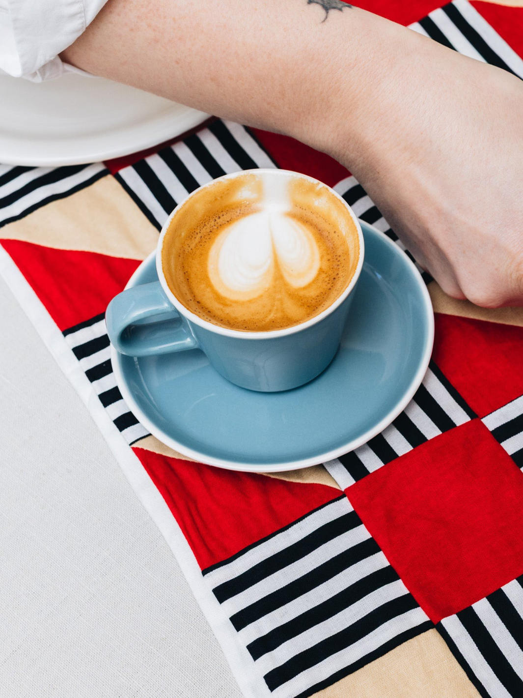 Photo of ACME Roman Medium Cup (250ml/8.45oz) ( ) [ Acme & Co. ] [ Coffee Cups ]
