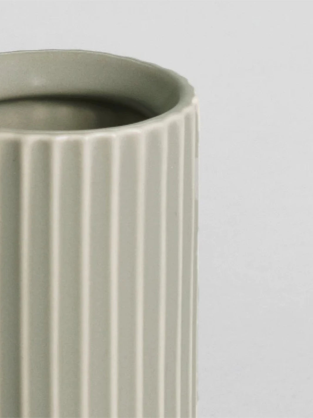 FABLE The Short Bud Vase