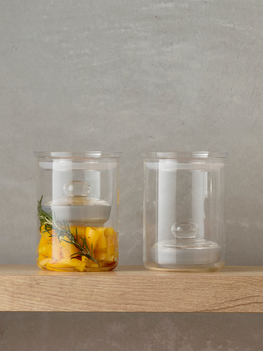 Photo of HARIO Tsukemono Slim Glass Pickle Press ( ) [ HARIO ] [ Kitchen ]