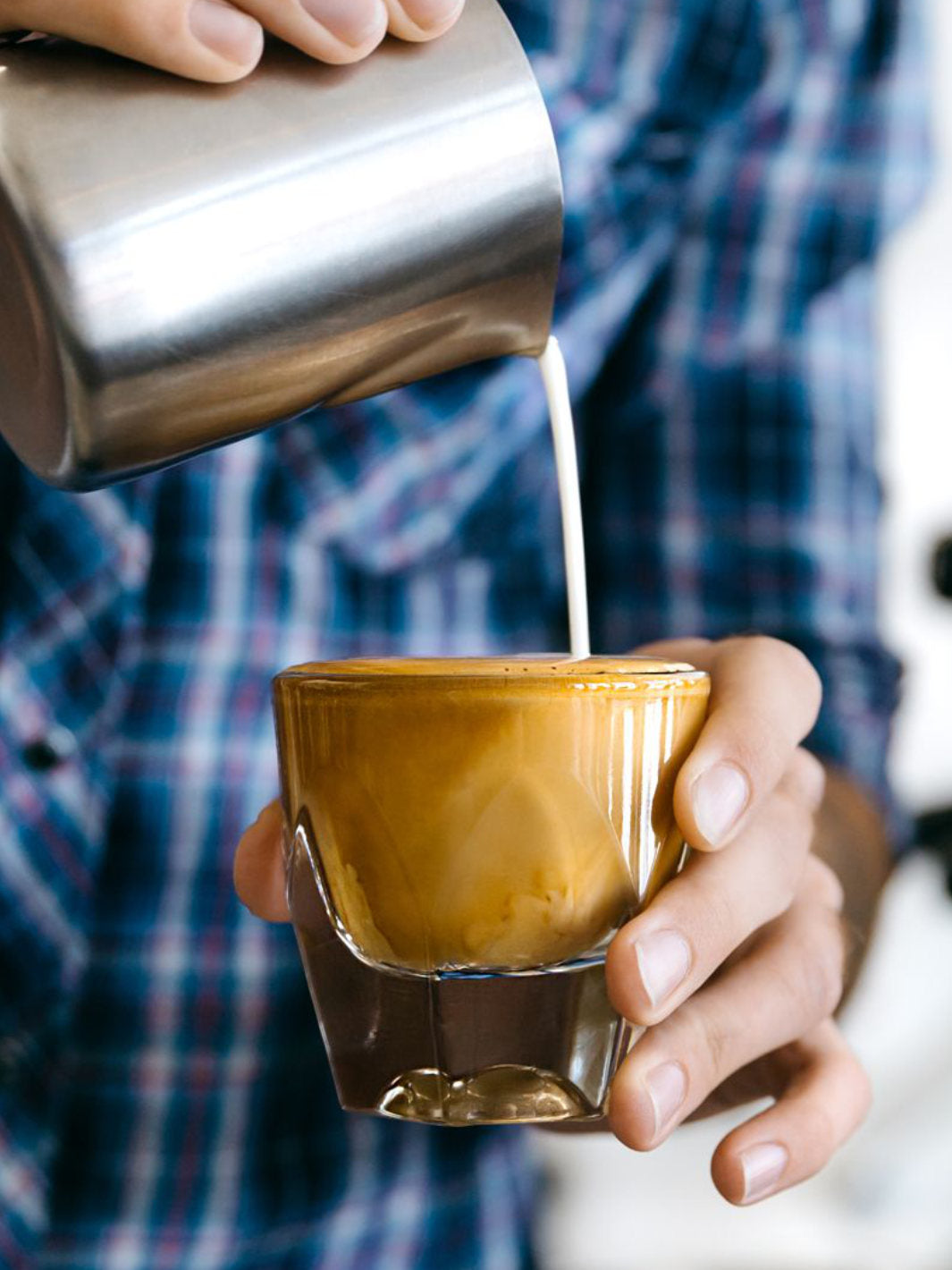 Photo of notNeutral VERO Cortado Glass (4.25oz/125ml) ( ) [ notNeutral ] [ Coffee Glasses ]